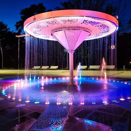 아파트 Visit Baltic - Rozy Wiatrow 슈비노우이스쳬