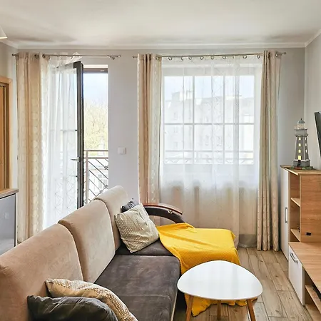 아파트 Visit Baltic - Rozy Wiatrow 슈비노우이스쳬